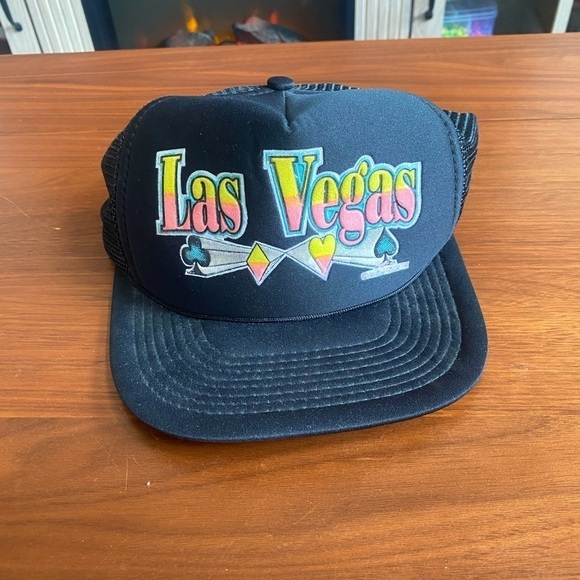 Las Vegas Nevada Card Deck Trucker Hat - Picture 1 of 4